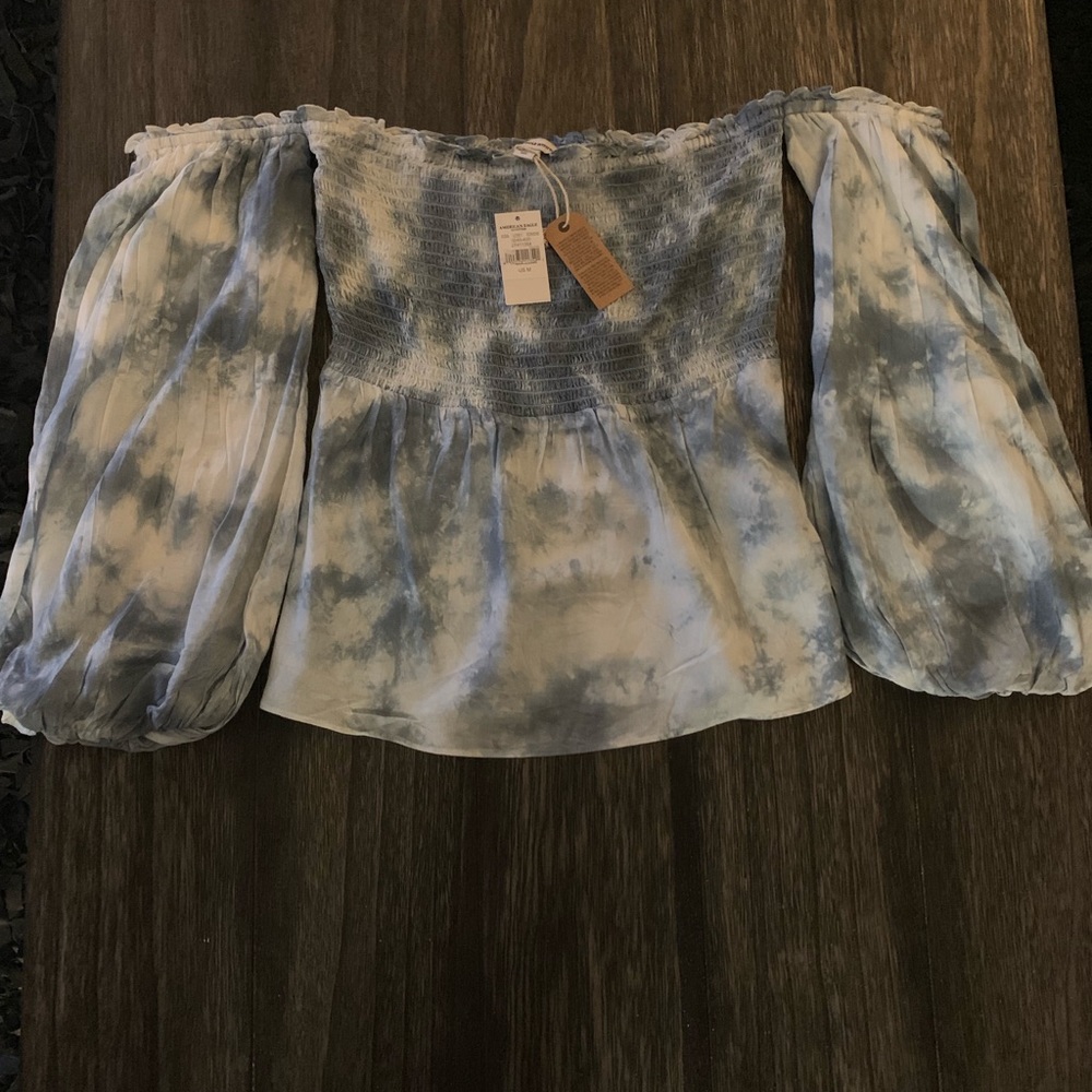 Off shoulder American Eagle top
